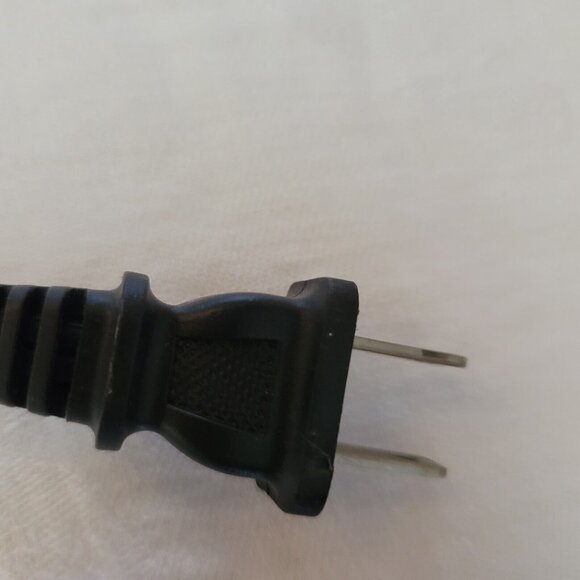 Durabrand Steam Iron TSK-7538S lightweight dial TESTED-WORKS clothes crafts EUC - Picture 10 of 10